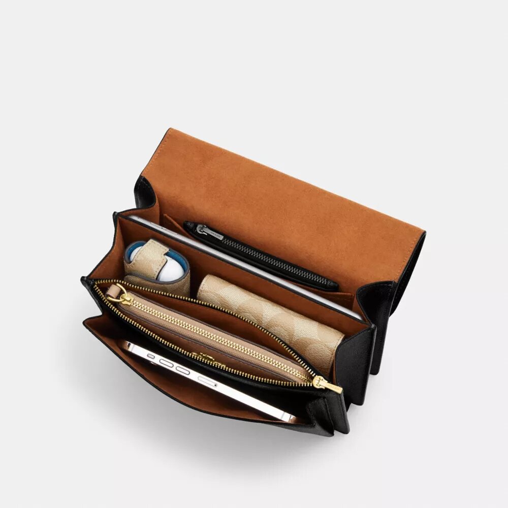 Klare Crossbody Bag in Signature Canvas
