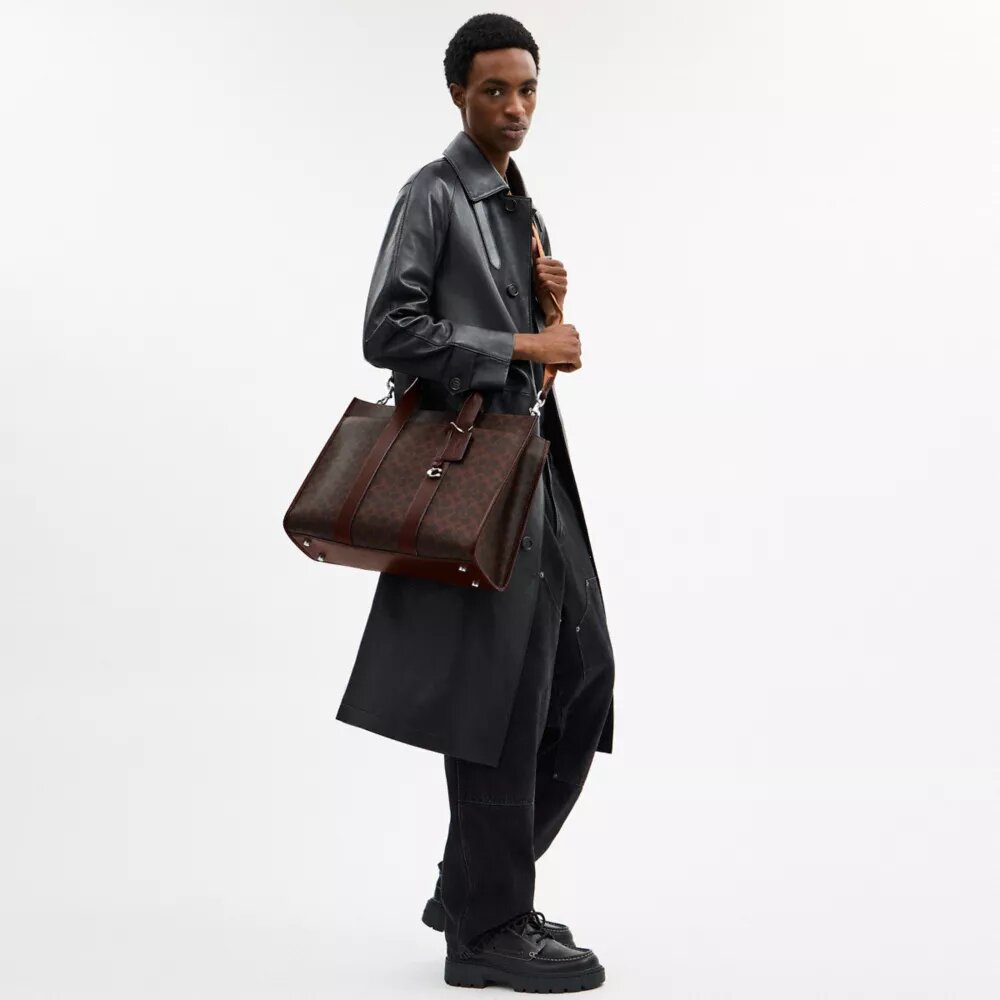 Wesley Tote in Signature Canvas